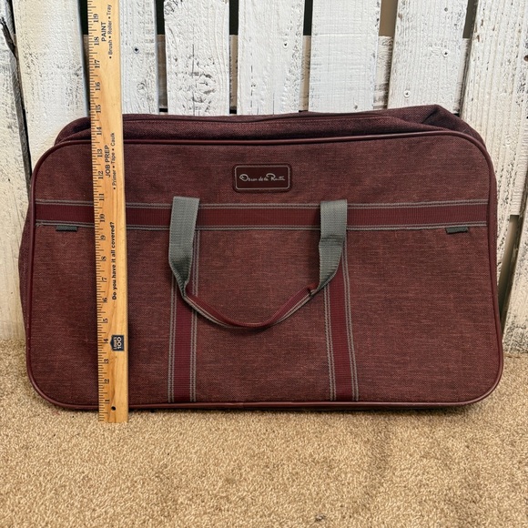 UNAVAILABLE -VTG Oscar De La Renta 3pc Soft Sided Luggage - Picture 6 of 11